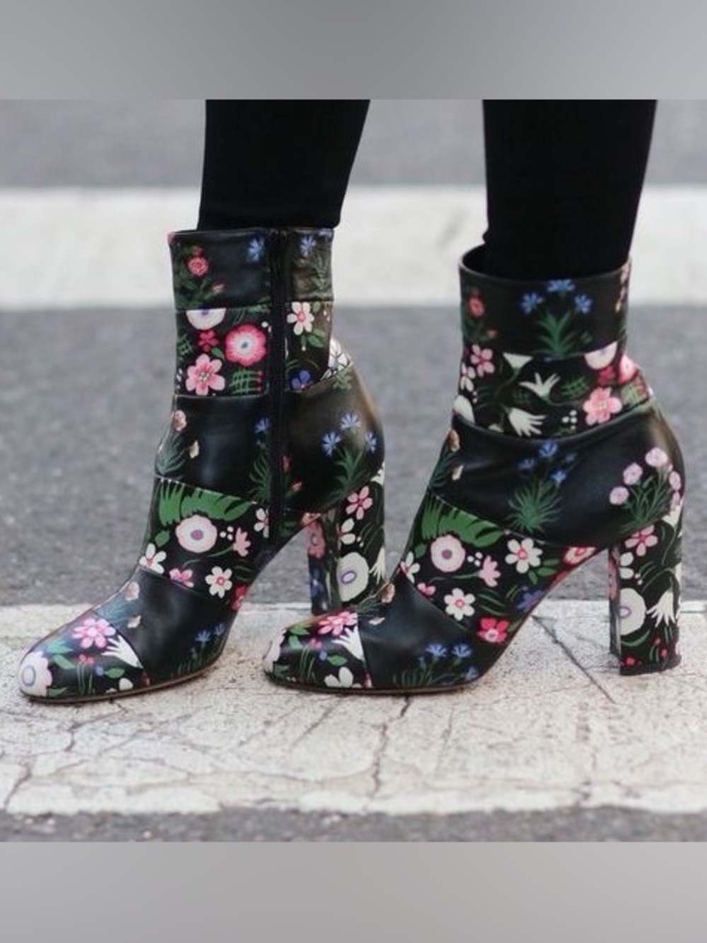 Valentino Camugarden paneled floral fabric mid-calf boots size IT 35 US 5